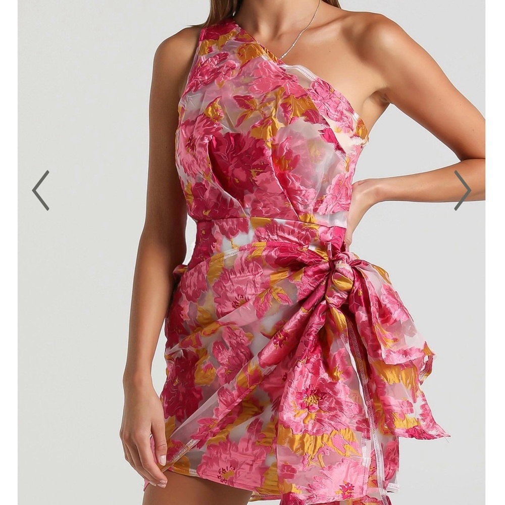 Patterned Show po dress